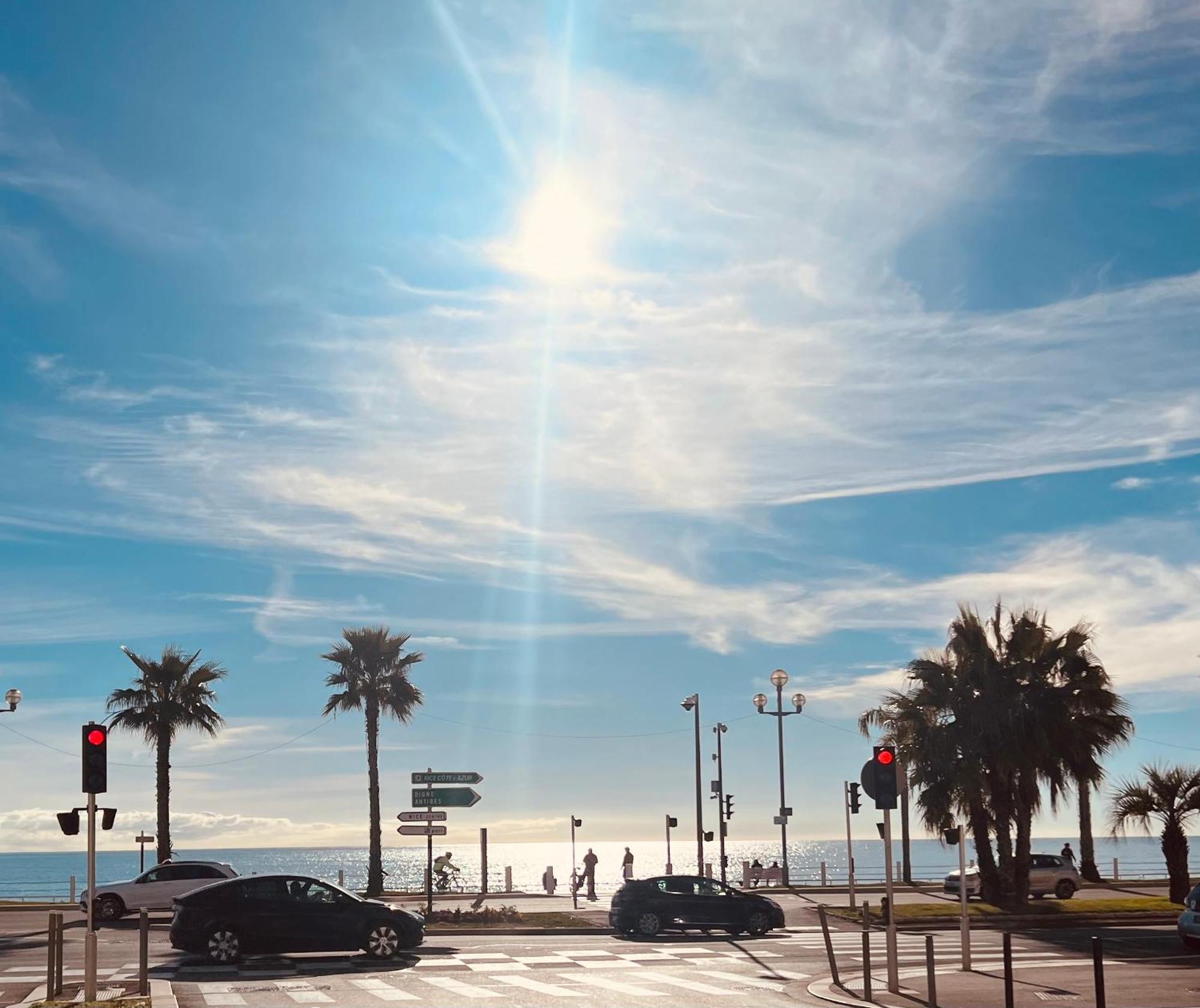 Bord De Mer A Nice Sur La Promenade Des Anglais Luaran gambar